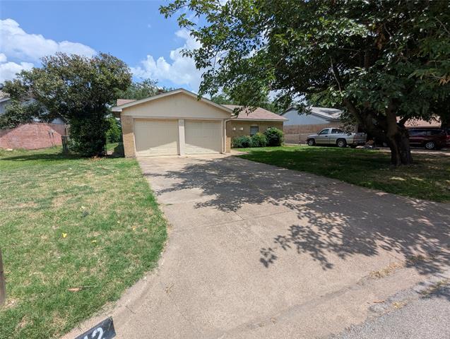 Building Photo - 1112 Dennis Dr