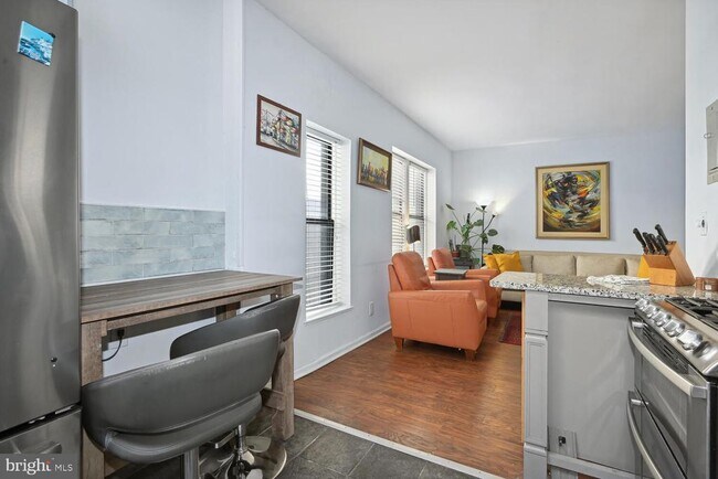 Photo - 1669 Columbia Rd NW Unit 401