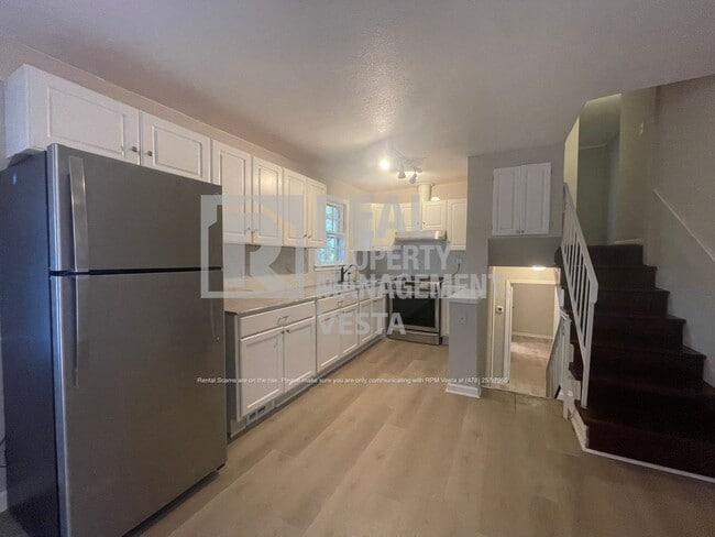 Photo - 2290 Old Holton Rd