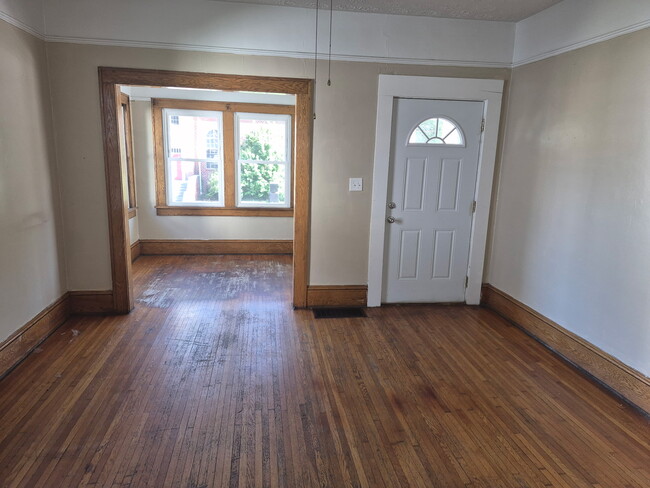Photo - 1902 Virginia Ave