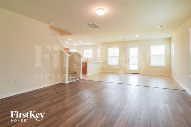 Photo - 16603 Live Oak Canyon Dr