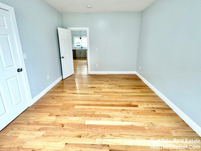 Photo - 190 Hillside St Unidad 2