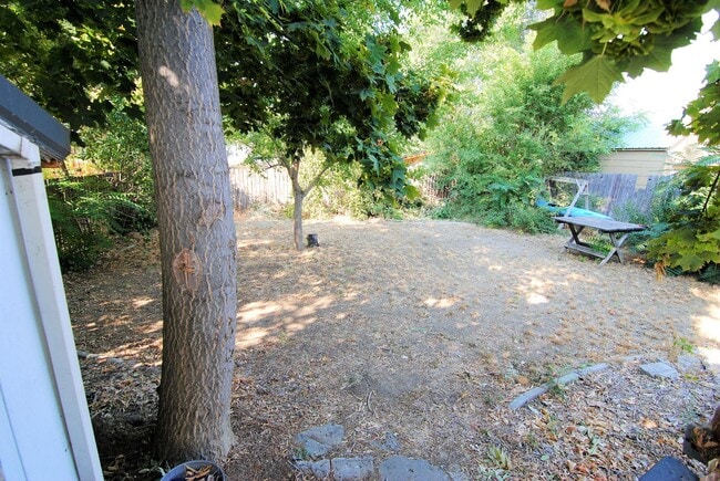 Photo - Charming 3 Bedroom, 2 Bath House For Rent!!
