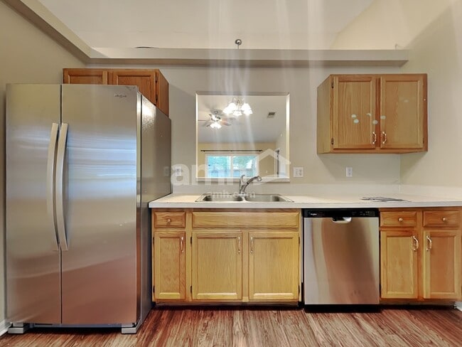 Photo - 1127 Dunbridge St