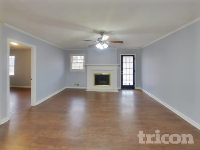 Photo - 4076 Parkway Cir NW