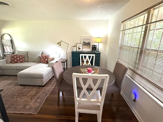 Photo - 2222 Althea Dr