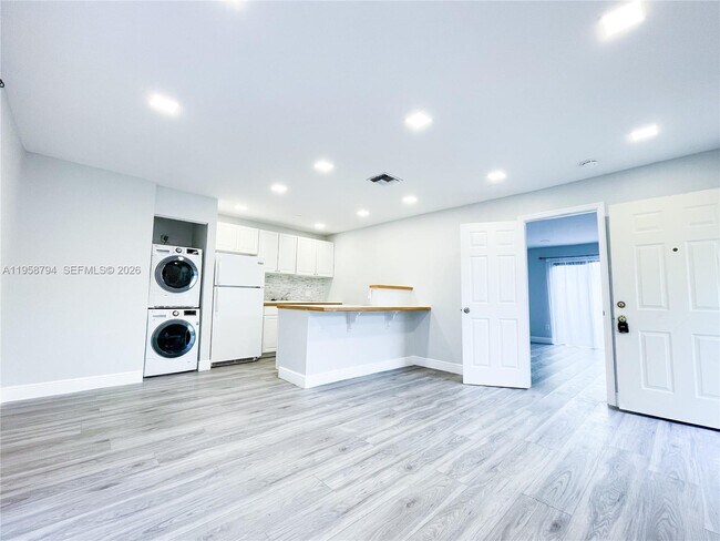 Photo - 1826 My Pl Ln