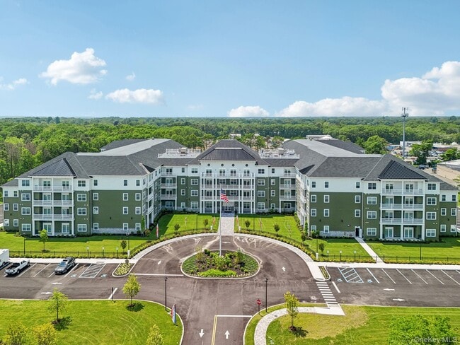 Photo - 4180 Sunrise Hwy