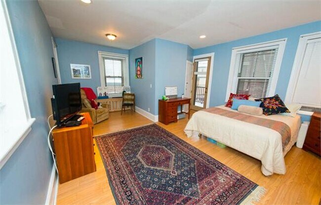 Photo - Truly the best 3 bed in Allston!!