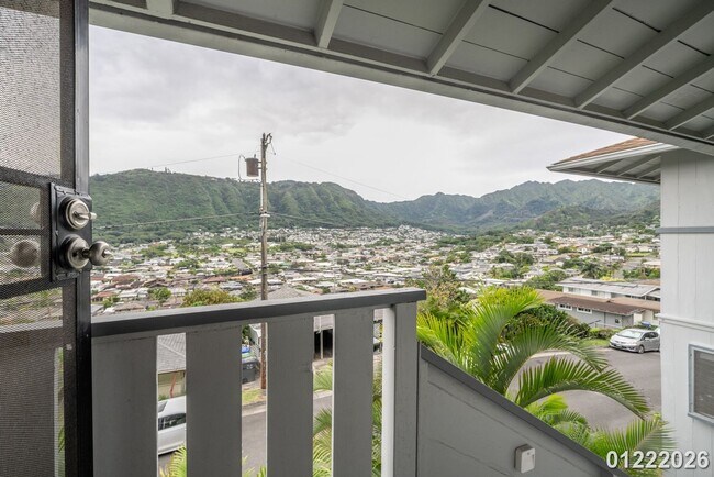 Photo - $3,300 / 3br - 3BED 1BATH DUPLEX IN MANOA (Honolulu)