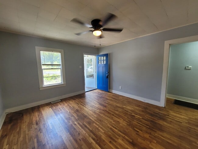 Photo - Home in Hot Springs