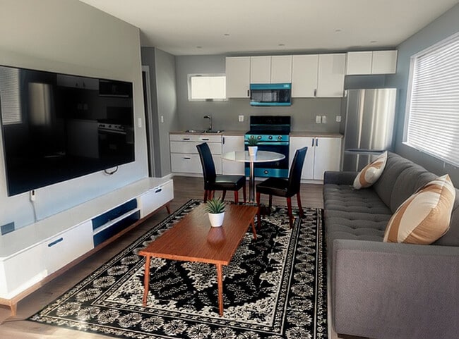 Photo - 854 Bodega Way Unit 1