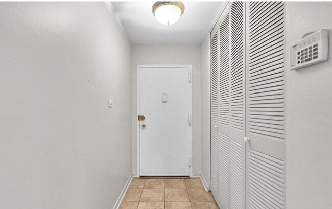 Photo - 10643 Weymouth St Unit 103