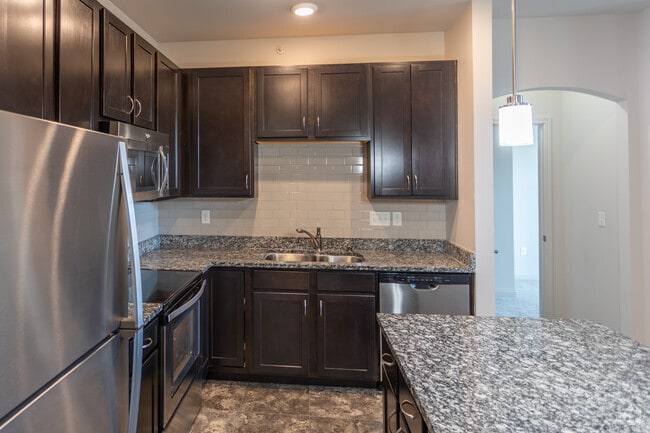 3BR, 2BA - 1,455SF