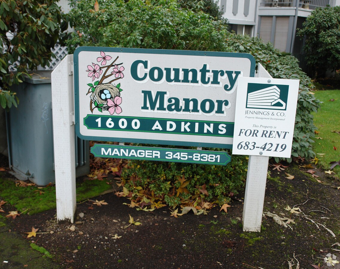 Photo - Country Manor