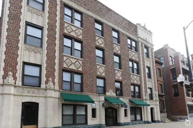 Building Photo - 4854 N Damen Ave Rental