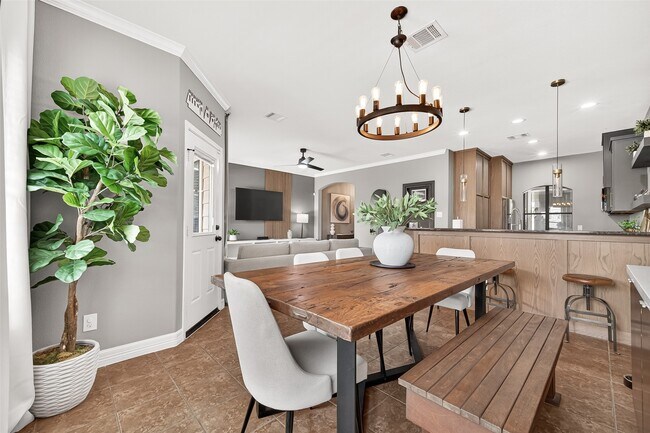 Photo - 6639 Sharpstone Creek Ln