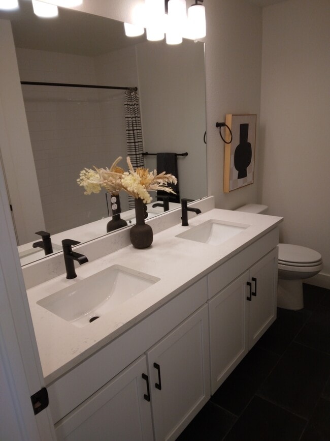 Photo - 1223 S Algonquian St