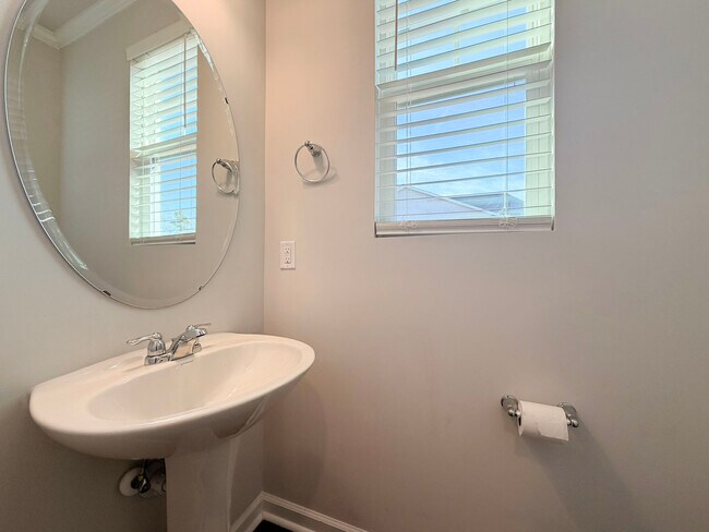 Photo - 400 Hazy Hills Ln