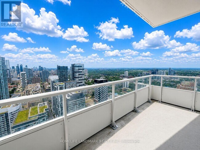 Photo - 88 Queen St E Unit 5202