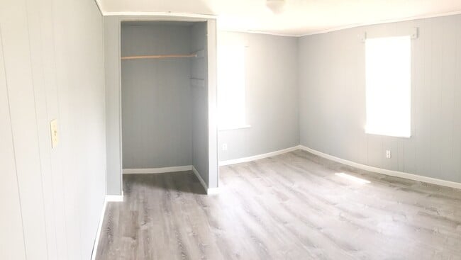 Photo - ALL ELECTRIC! 1Bed/1Bath Single Family Home! Newly Renovated!