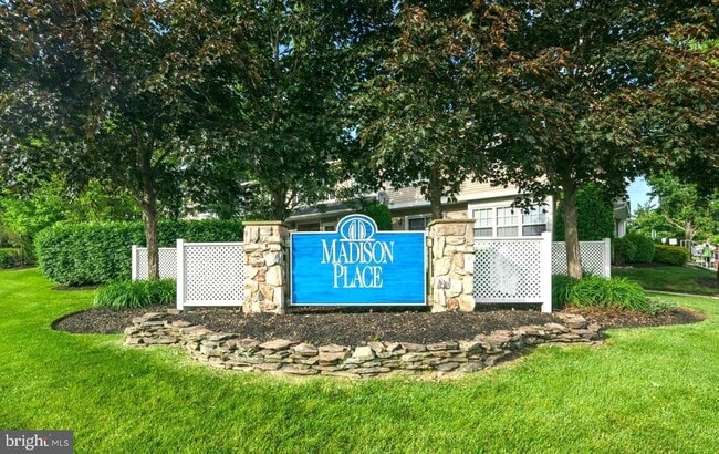 Photo - 2701 Saxony Dr Townhome
