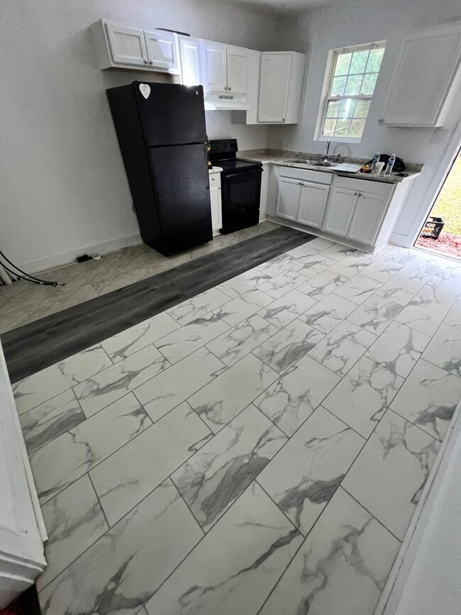 Photo - 407 N Parker St