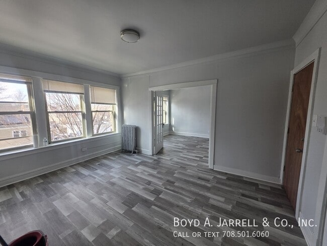 Photo - 10855 S Vernon Ave Unidad 109 55-2W