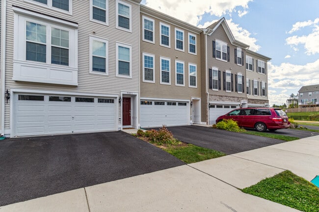 Driveway - 9093 Connor House Rd