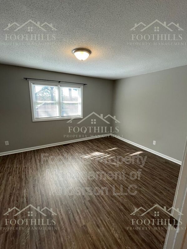 Photo - 4332 Old Mill Rd