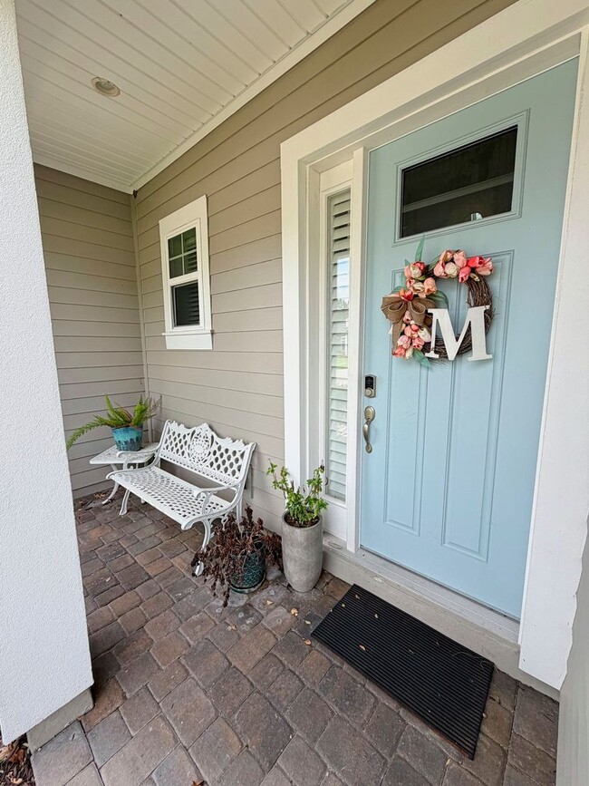 Photo - Immaculate 5 Bedroom, 3.5 Bathroom luxury home located within a prestigious gated community