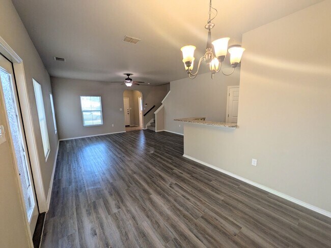 5826 Grandwood Dr