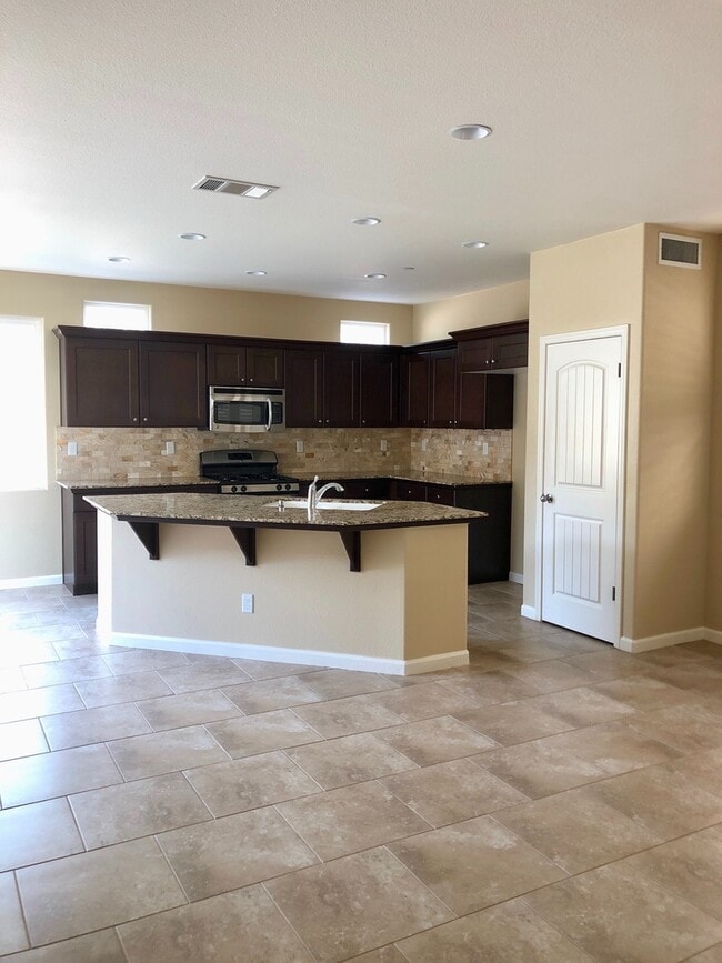 Photo - 2404 N Chardonnay Pl