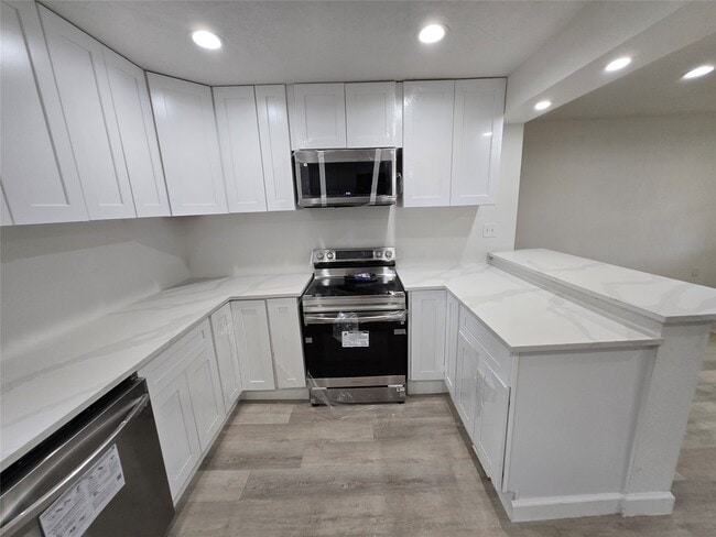 Photo - 10470 Alcott Dr