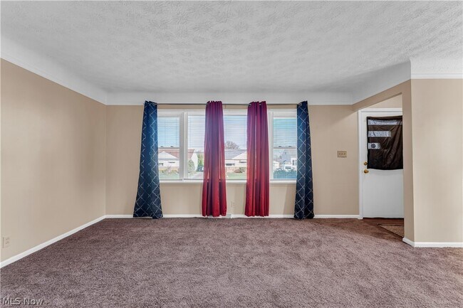 Photo - 9716 Alexander Rd