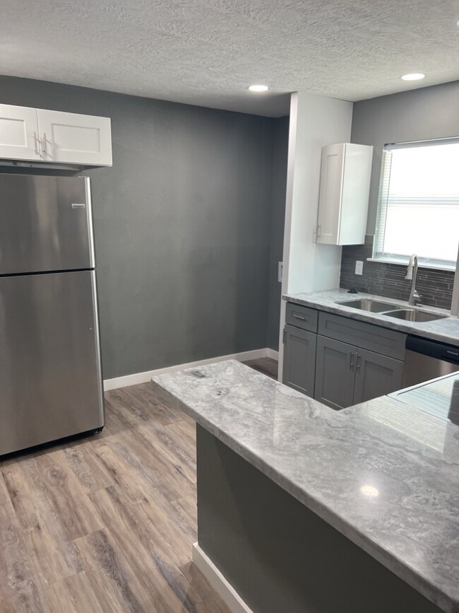 Photo - 2608 Mills St