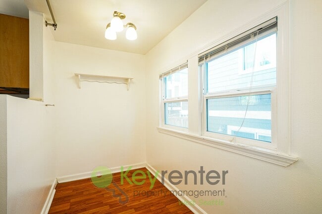 Photo - **Rent Special** Spacious 4-Bed Home Near ...