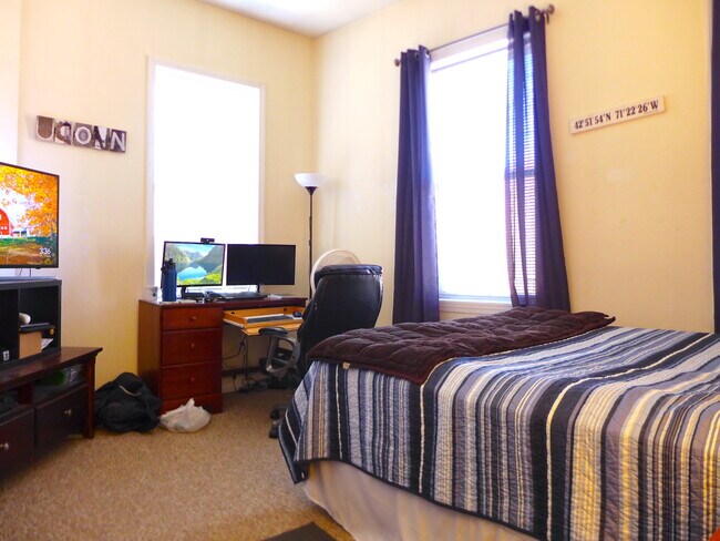 Photo - 12 Davis Ct Unit 2