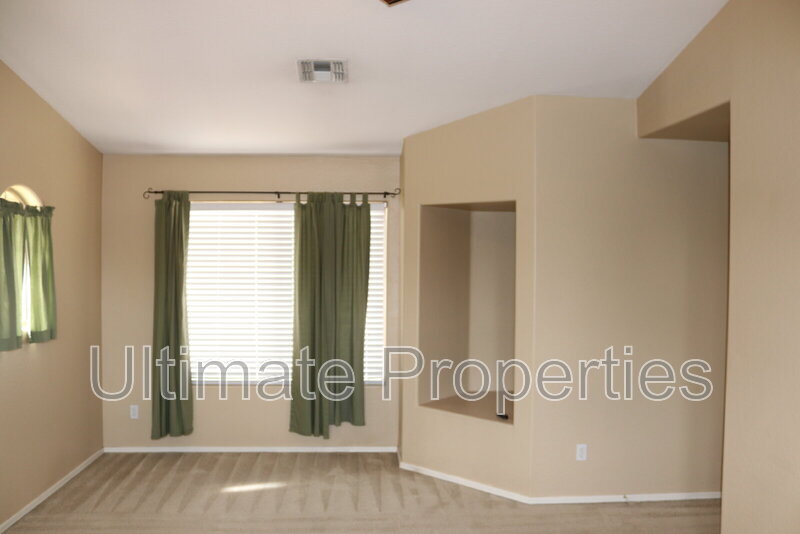 Photo - 7324 W Globe Ave