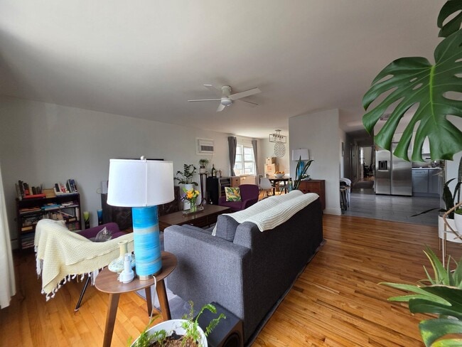 Photo - 253 Webster Ave Unit 3