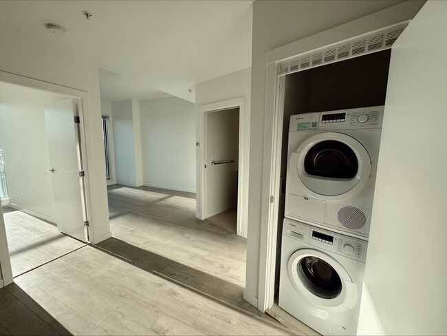 Photo - Centre West - 1717 Unité 1717