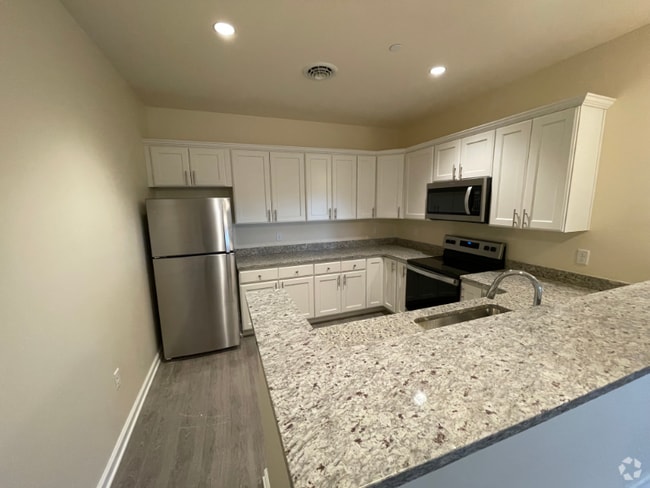 Building Photo - 192 Erie Blvd Rental