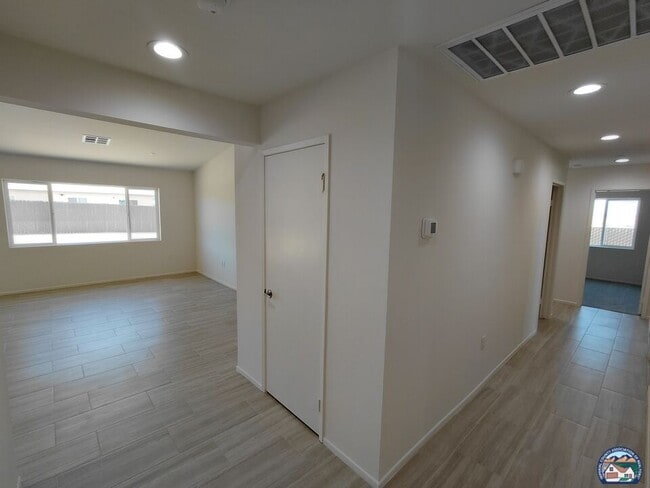 Photo - 485 Palomino Ct