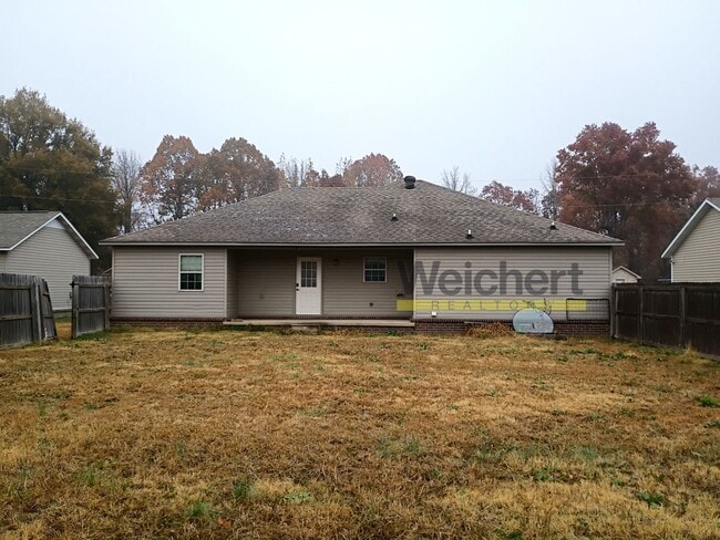 Photo - Comfortable 3BR/2BA with Garage & Fenced Backyard