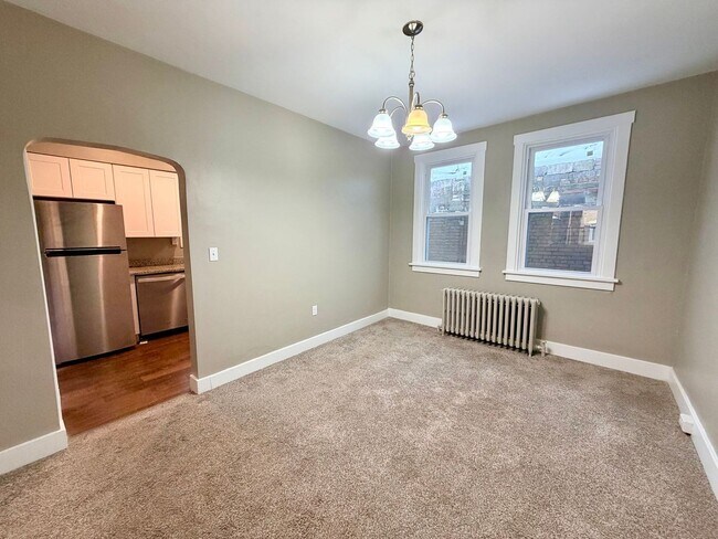 Photo - 268 Fleet St