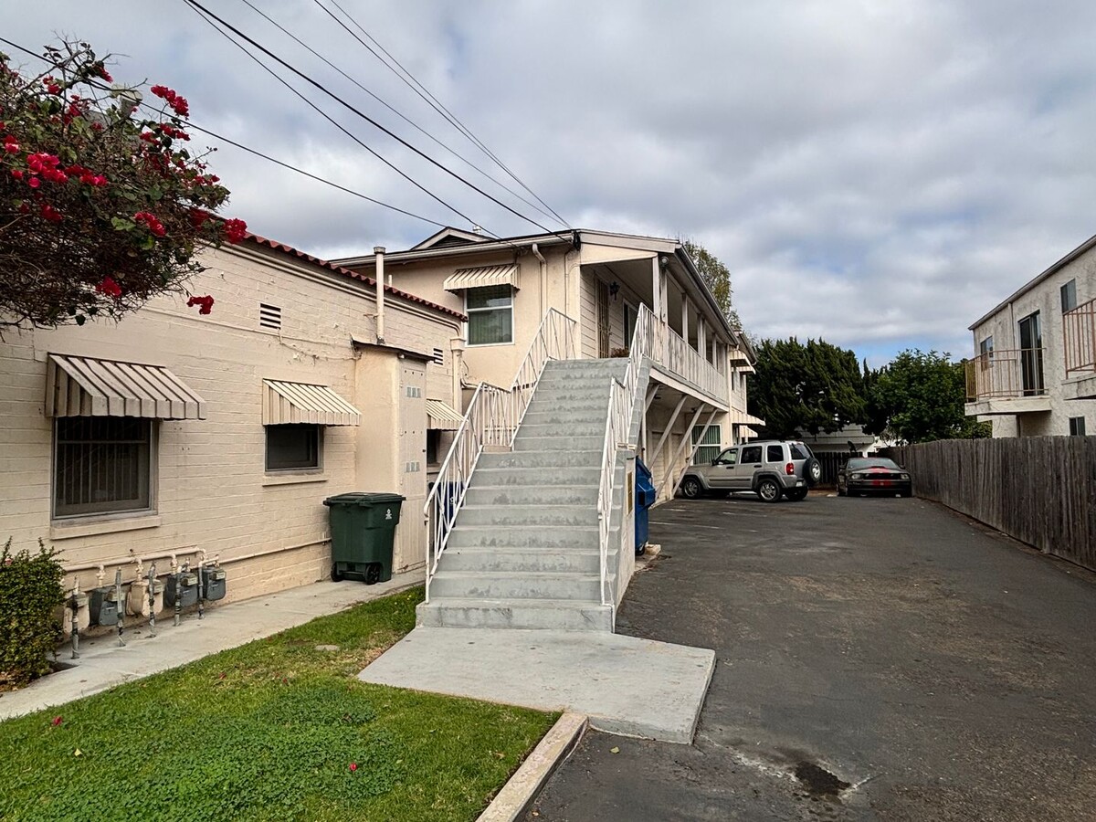 2 bedrooms 1 bath apartment in Chula Vista - 2 bedrooms 1 bath apartment in Chula Vista Unit D