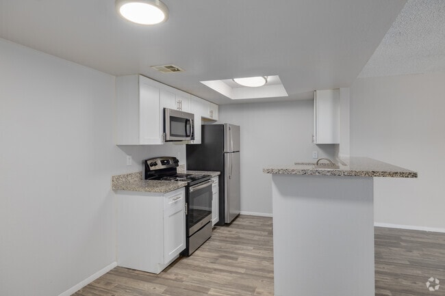 1BR, 1BA - 580SF - Kitchen - Haven at South Mountain Apartments