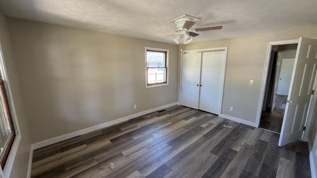 Photo - 1057 Delphi Ave