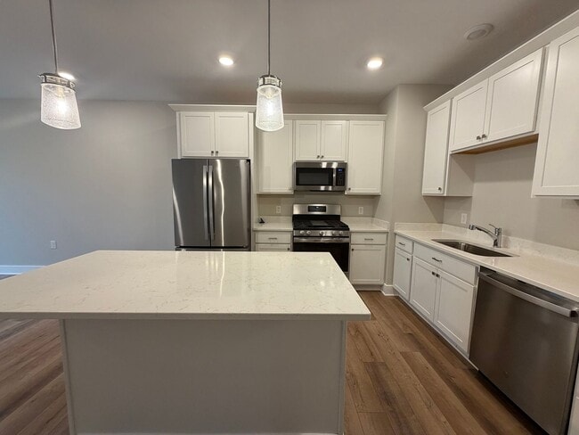 Photo - 2351 Watertown Wy Unidad 2351 Watertown Way NE #6