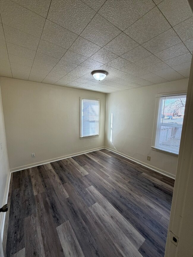 Photo - 1039 SW Cascade Ave